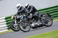 Vintage-motorcycle-club;eventdigitalimages;mallory-park;mallory-park-trackday-photographs;no-limits-trackdays;peter-wileman-photography;trackday-digital-images;trackday-photos;vmcc-festival-1000-bikes-photographs